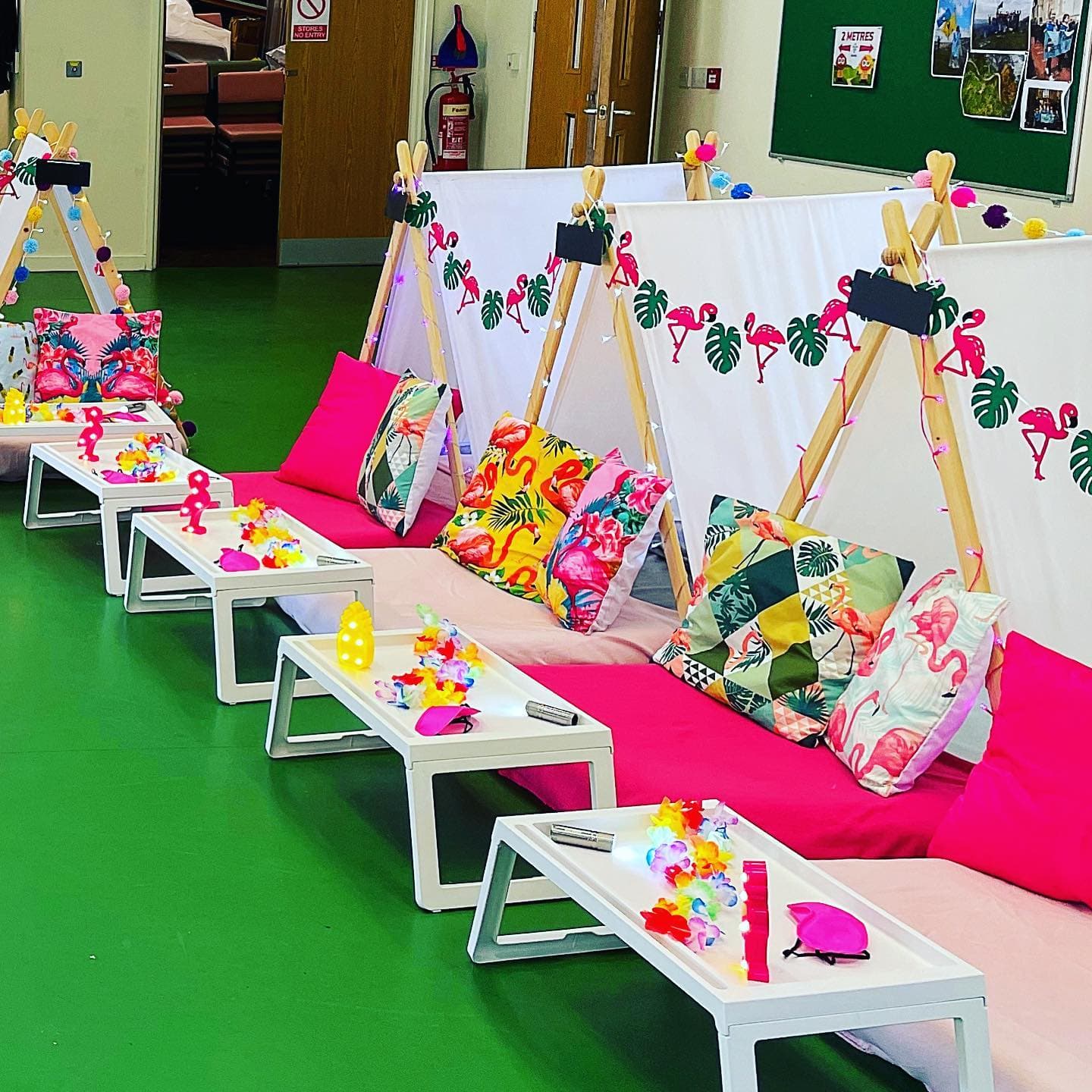 Flamingo Paradise themed party