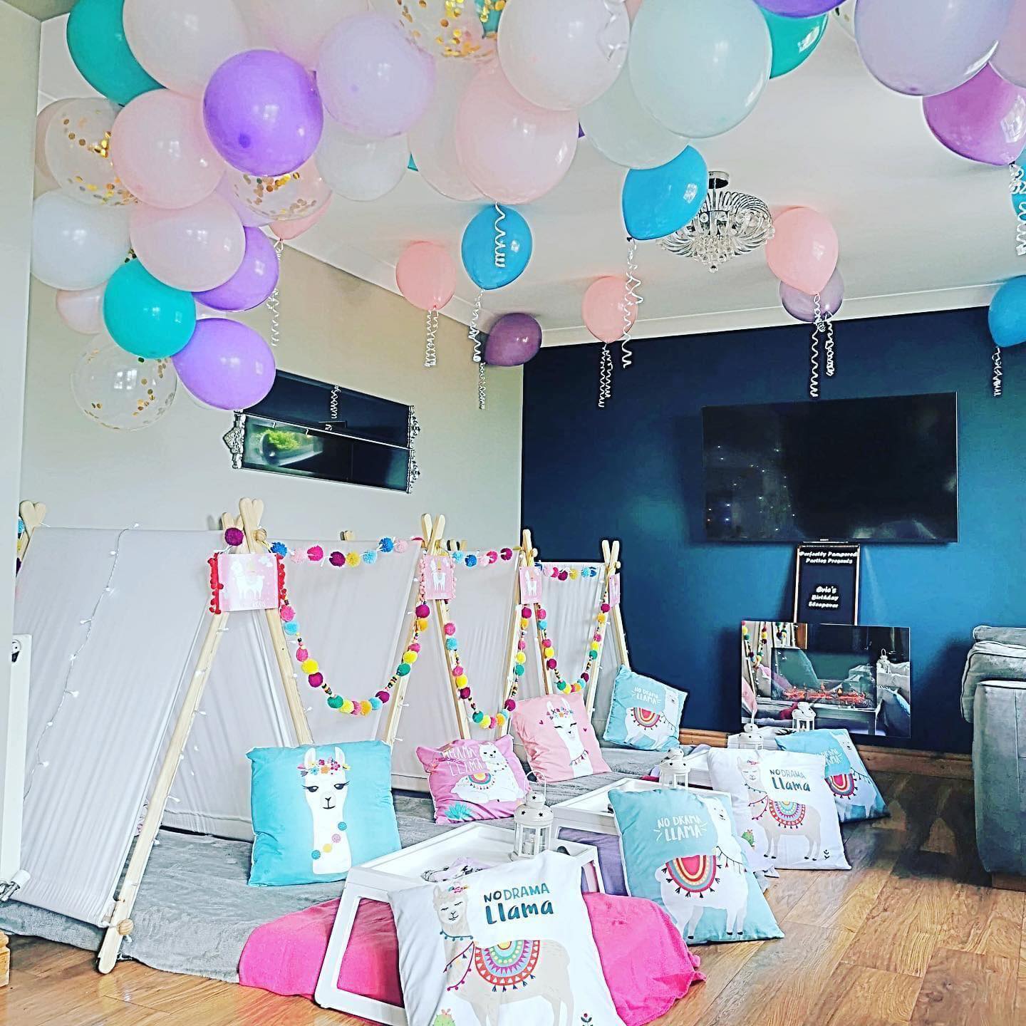 Drama Llama themed party